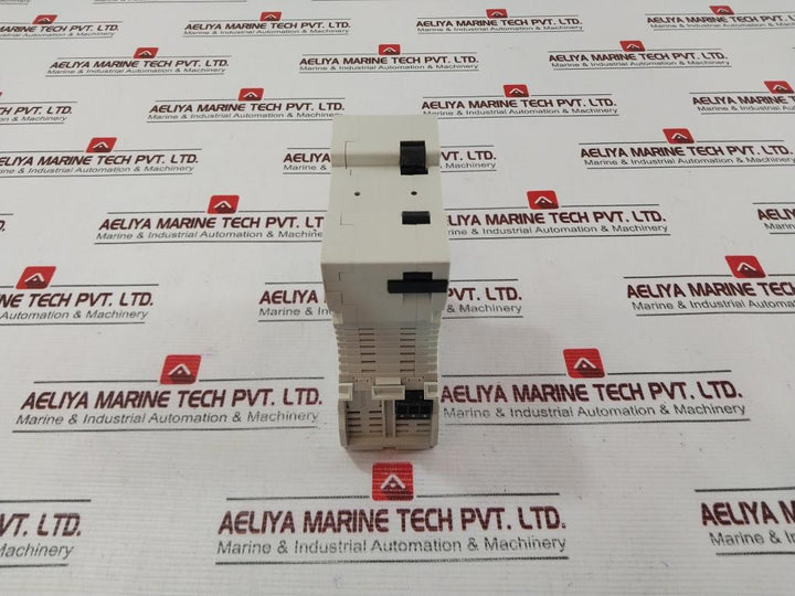 Allen-bradley Stratix™2000 Unmanaged Ethernet Switch 1783-us08T