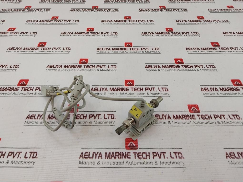 Allen Bradley 1786-tpr/C Controlnet Tap Cable