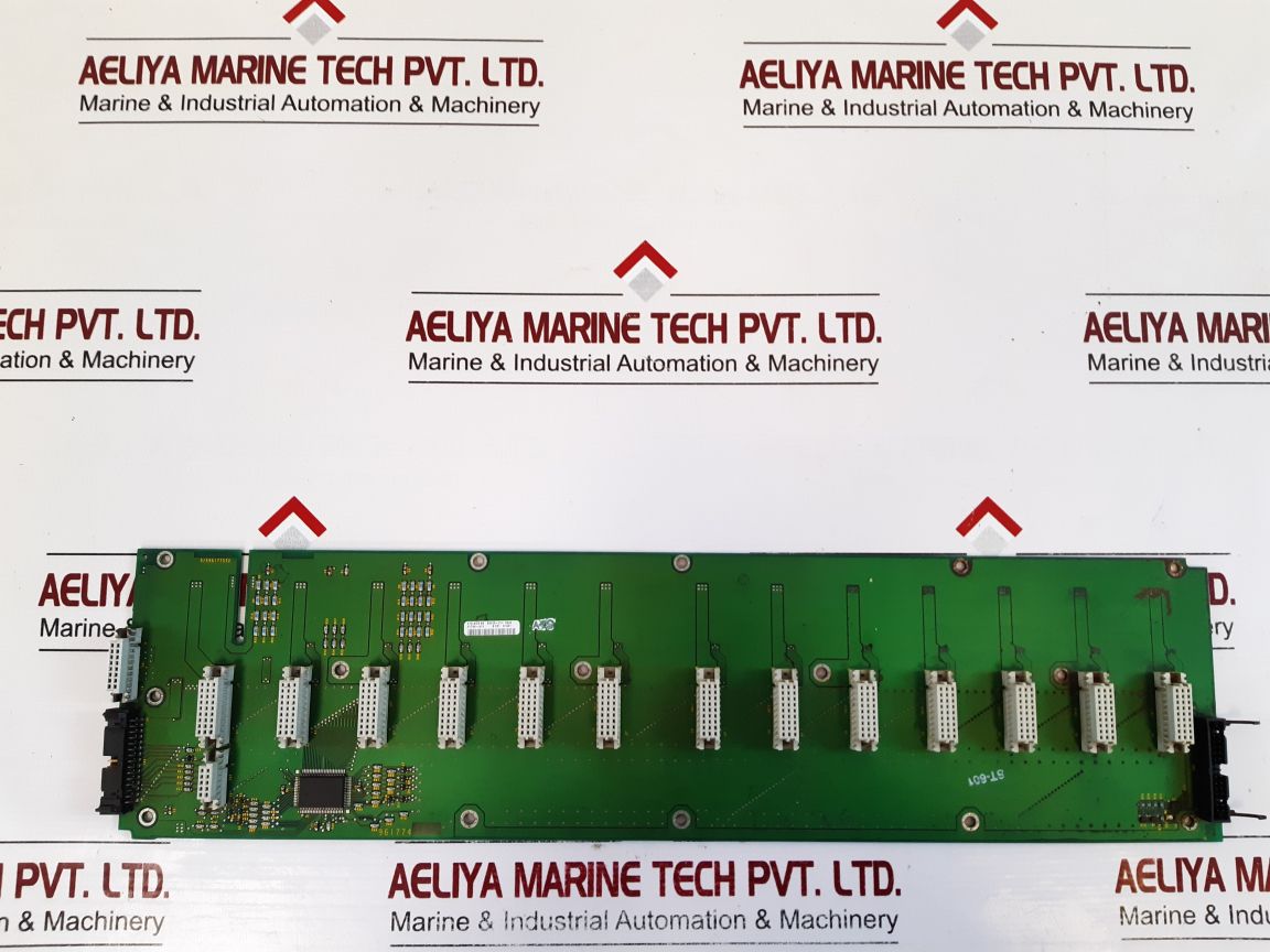 Allen Bradley X1746-a13 Circuit Base Board 961774
