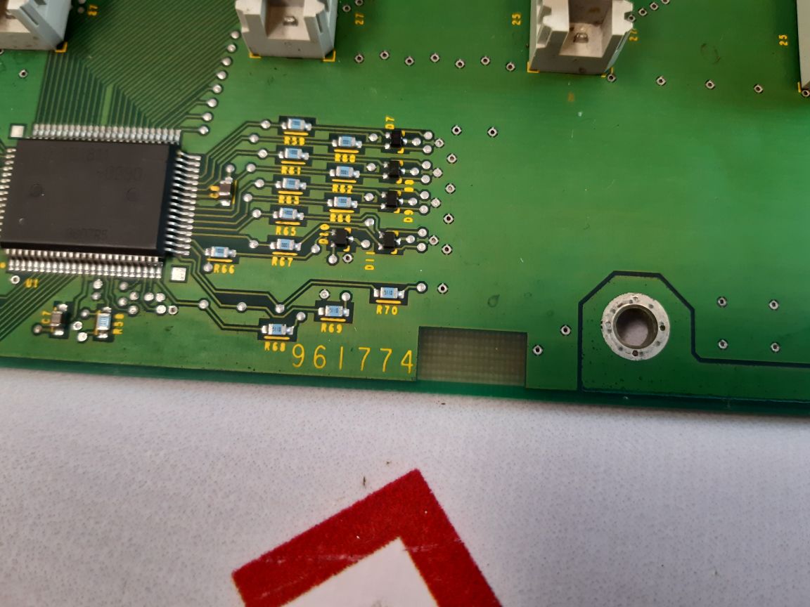 Allen Bradley X1746-a13 Circuit Base Board 961774
