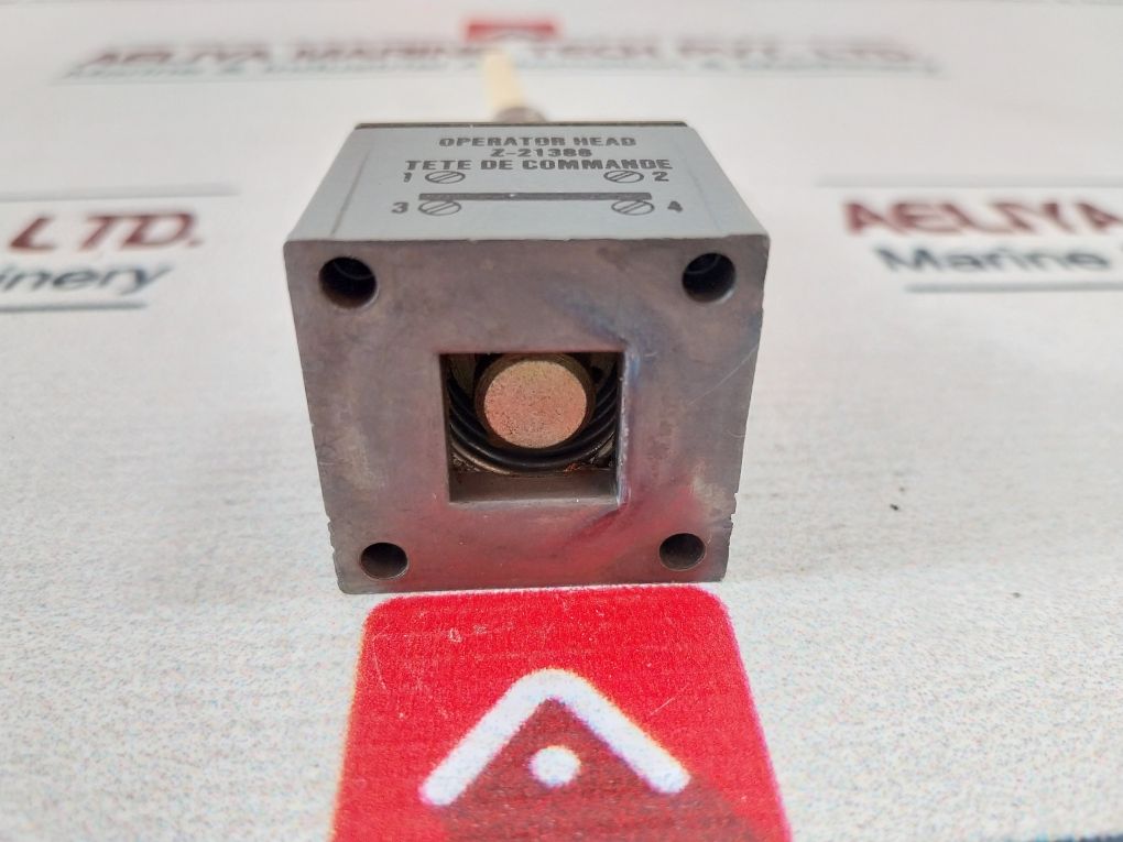 Allen Bradley Z-21388 Operating Head For Limit Switch