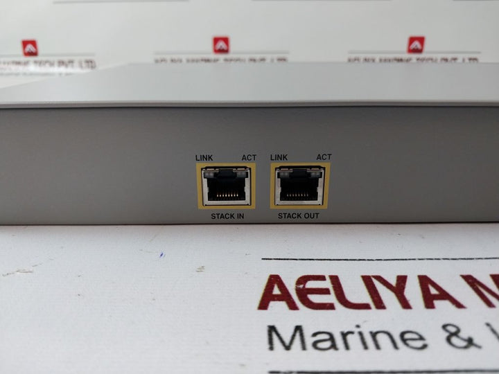 Allied Telesis At-8000S/24 Ethernet Switch With Kit