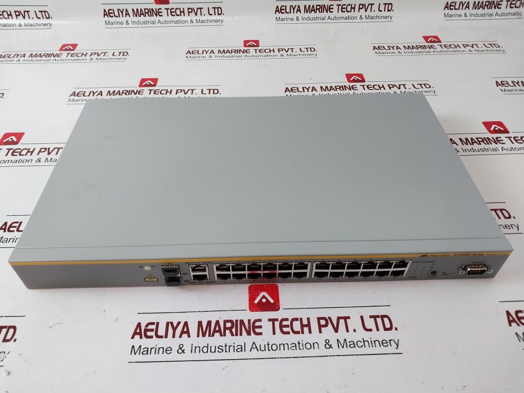 Allied Telesis At-8000S/24 Ethernet Switch With Kit