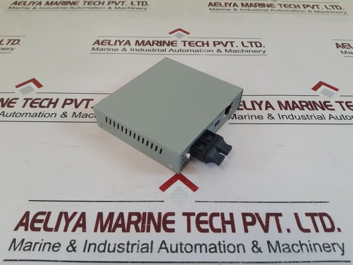 Allied Telesis At-mc116Xl 10/100M Auto-negotiation Media Converter