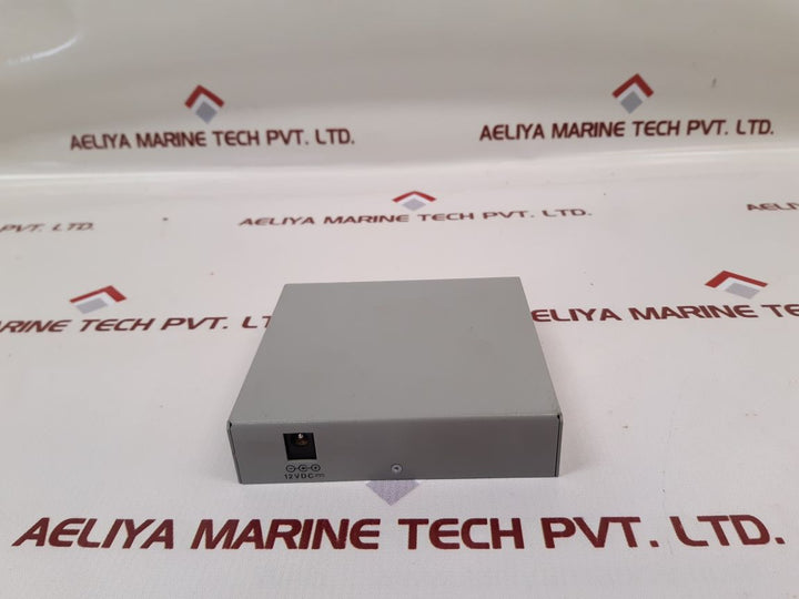 Allied telesyn at-mc101xl fast ethernet media converter