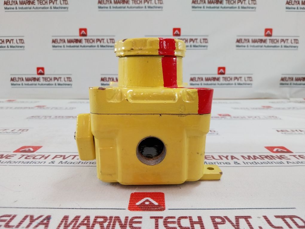 Alpha Awr 14P/12H1-h2 Emergency Pushbutton With Breaking Glass Hammer