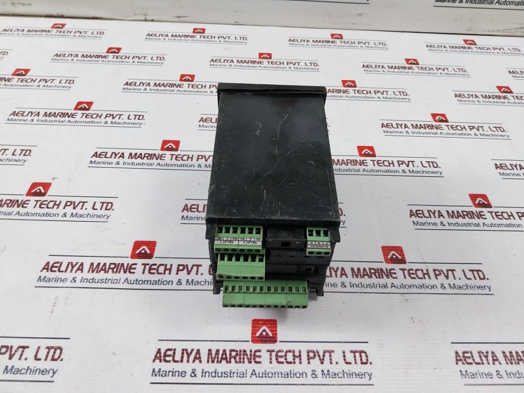 Ambetronics Tc-800 Temperature And Humidity Data Scanner/Logger 230Vac