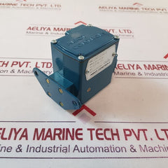 Amot controls 4140ck1h11aa0-ee pressure switch 0.28-3.45 bar