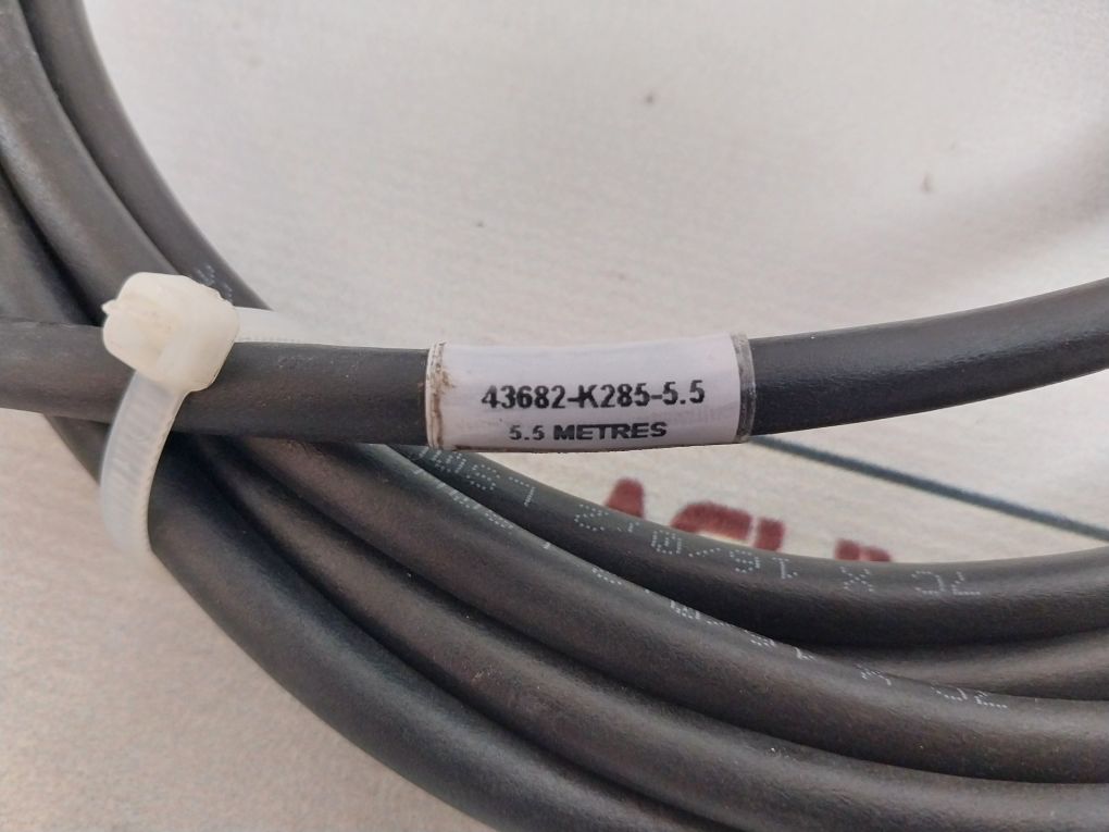 Amphenol 43682-k285-5.5 Connectors