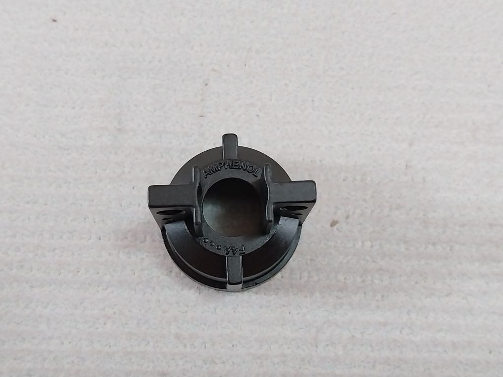Amphenol 97-3057-1004 (621) Pickup-Megnetic 