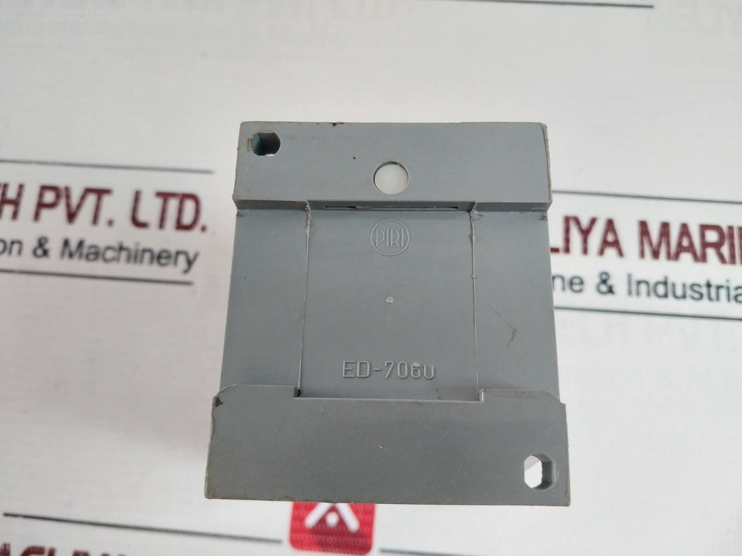 Analogik Electronics Signal Isolator 230Vac