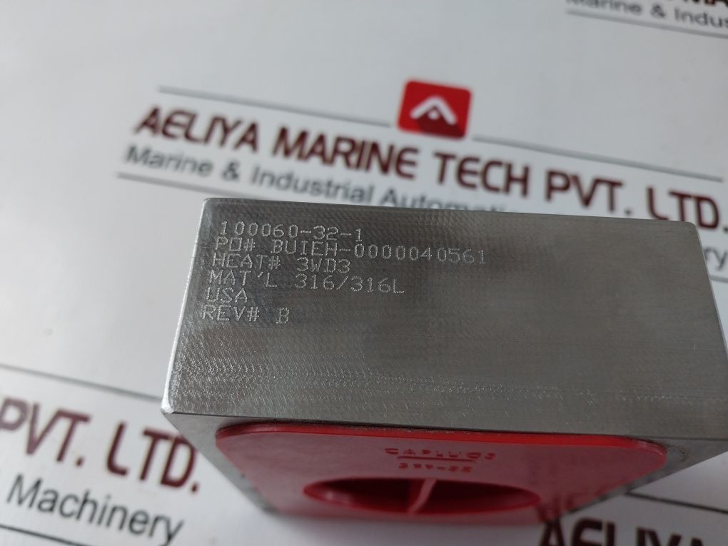 Anchor 100060-32-1 Flange With Sfp-32 Caplugs