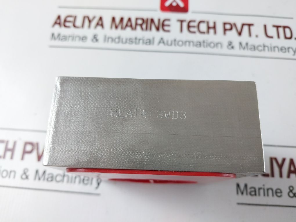 Anchor 100060-32-1 Flange With Sfp-32 Caplugs