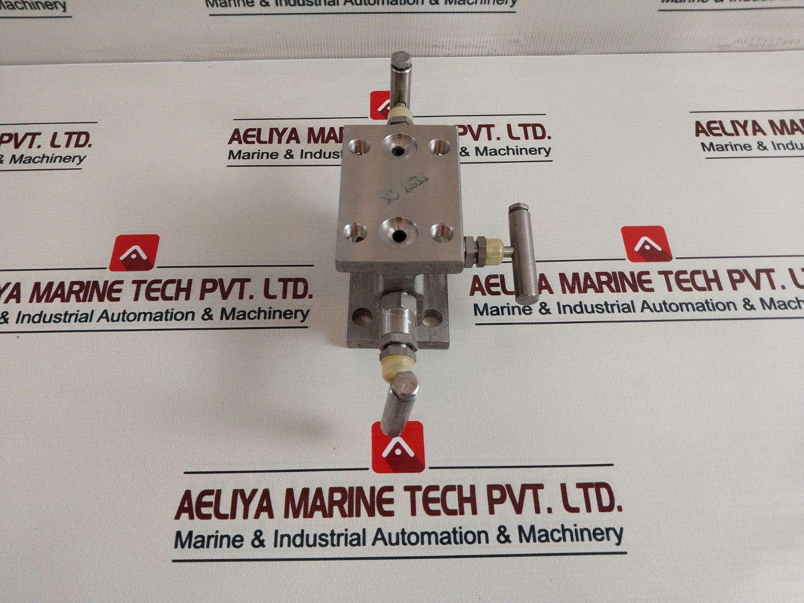 Anderson Greenwood M4Avs Instrument Manifold Valve 02-2565-541