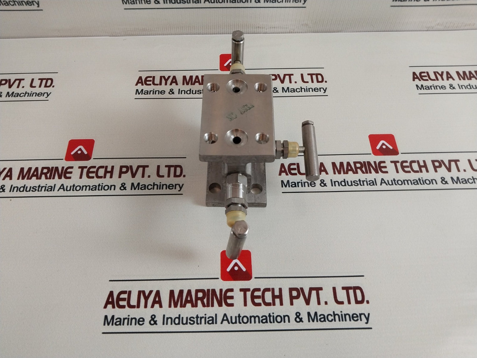 Anderson Greenwood M4Avs Instrument Manifold Valve 02-2565-541