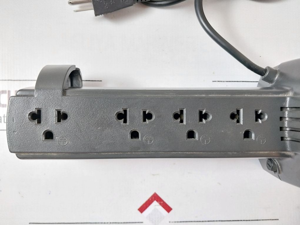 Apc Le300Bi-br Bivolt Stabilizer