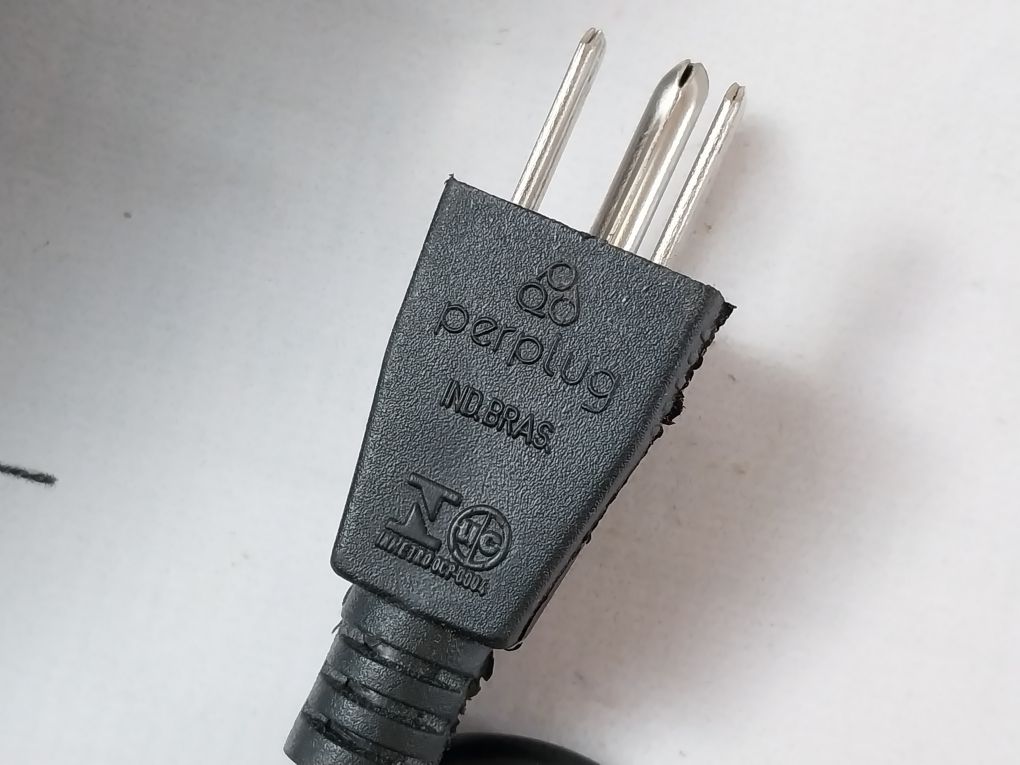 Apc Le300Bi-br Bivolt Stabilizer