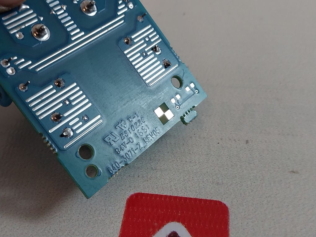 Apcc 640-3071-z Printed Circuit Board Rev.05