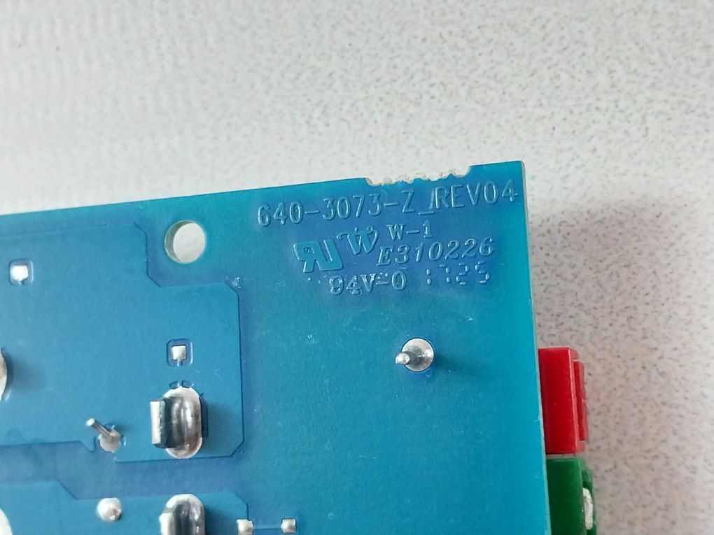 Apcc 640-3073-z_Rev04 Printed Circuit Board