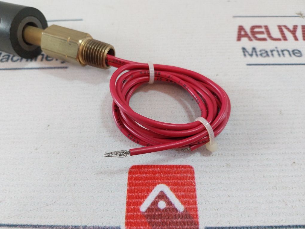Apco 9900 Series Liquid Level Transducer