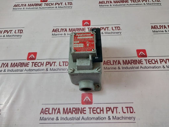Appleton Edsc175R2 Snap Switch 20 Amp