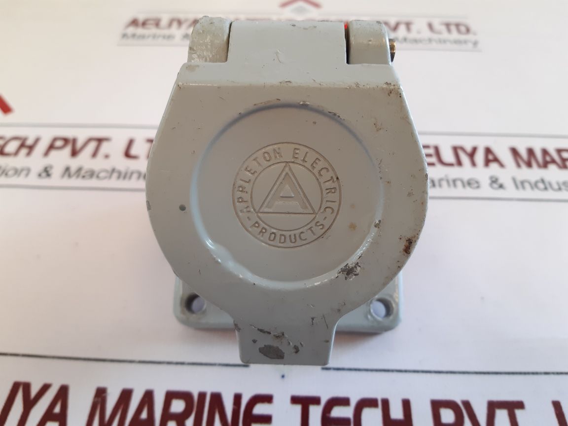 Appleton Electric Efsc17520232 Receptacle Interlocked With Switch