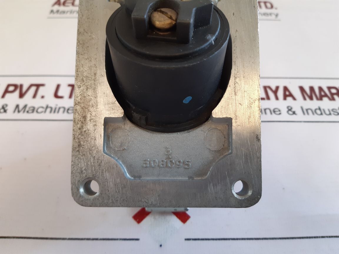 Appleton Electric Efsc17520232 Receptacle Interlocked With Switch