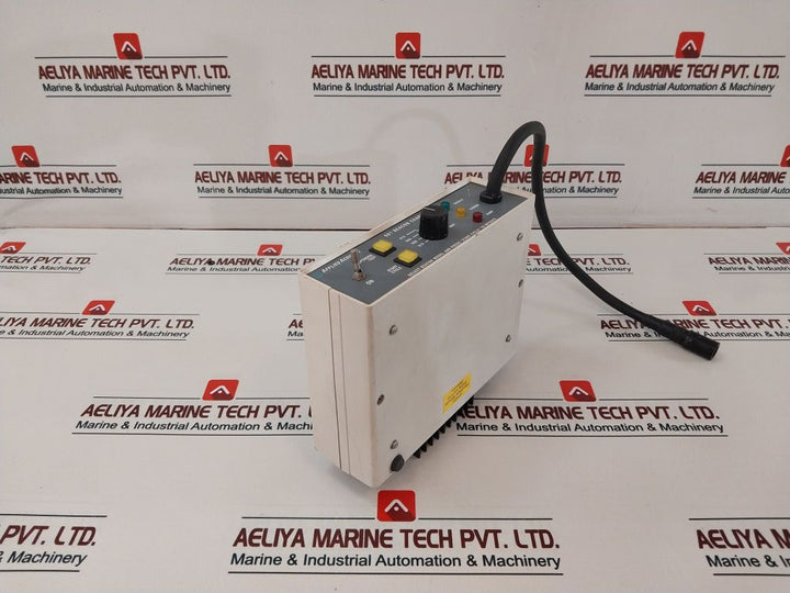 Applied Acoustic 981 Beacon Charger