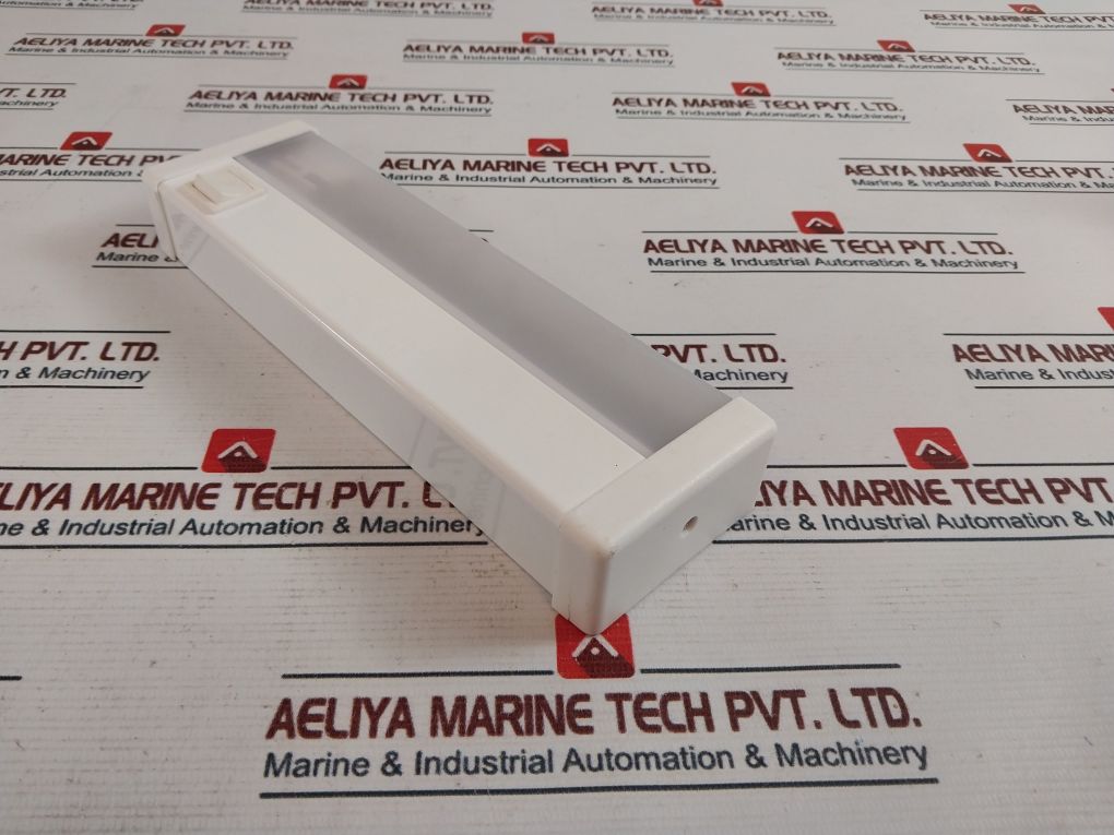 Aqua Signal 1856103003 Berth Light Surface 220-230V 60Hz