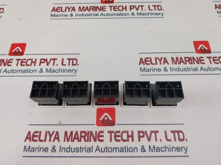 Lot Of 15X Aqua Signal 9840077700 Universal=Socket For 1166