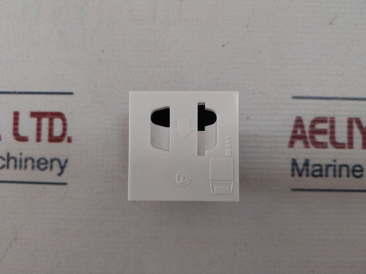 Lot Of 15X Aqua Signal 9840077700 Universal=Socket For 1166