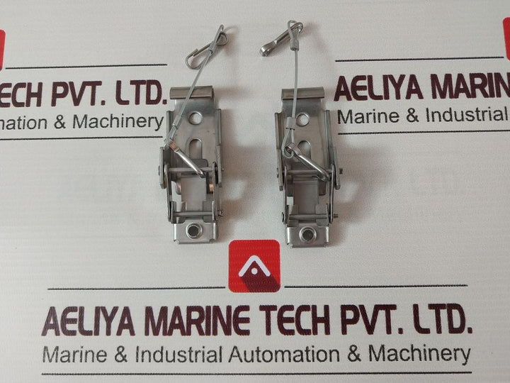 Lot Of 6X Aqua Signal Locking Clamp