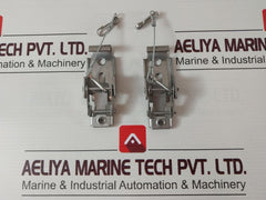 Lot Of 6X Aqua Signal Locking Clamp