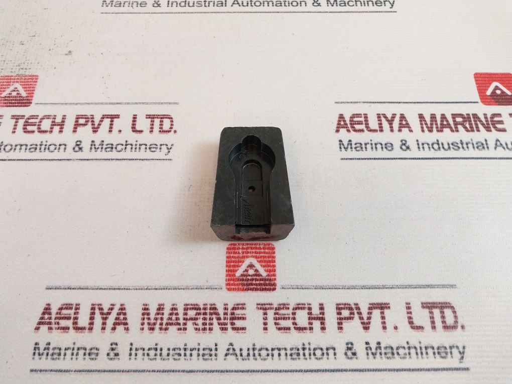 Arcair 94-433-183 Insulator Assembly And Screw