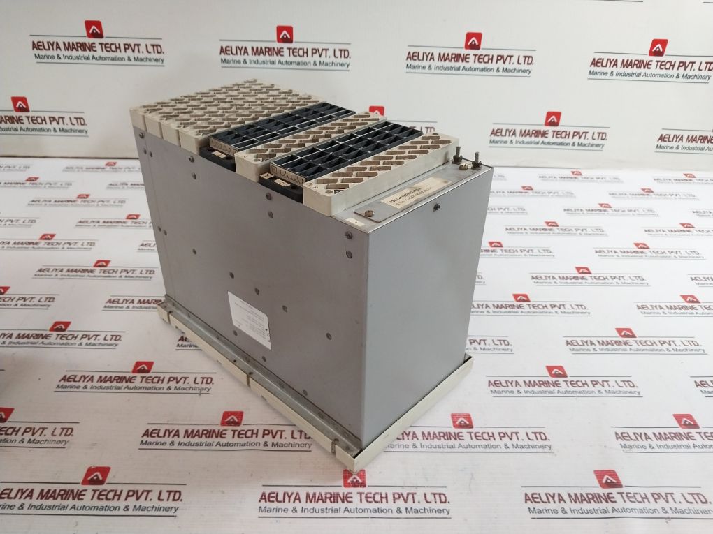 Areva P343211E2M0330J Distance Protection Relay 1/5A 50/60Hz