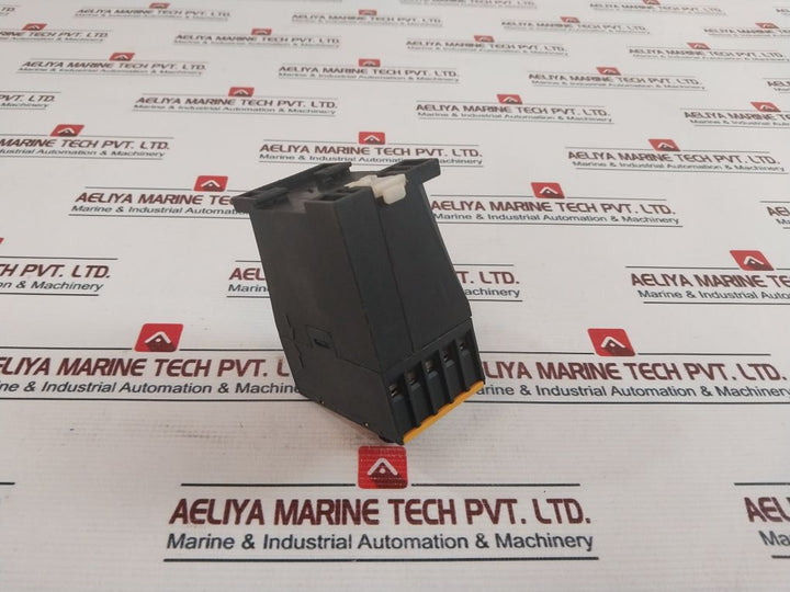 Areva Rqt0001095 Time Relay 110V Ac/Dc