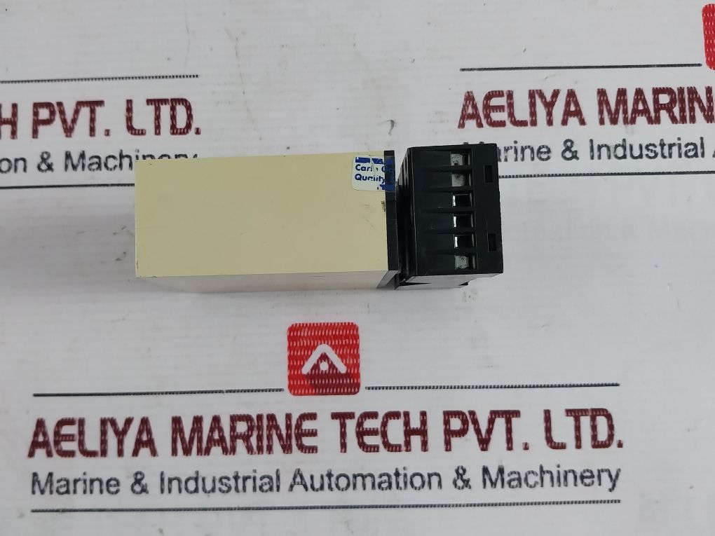 Carlo Gavazzi Sa 205 230 Time Delay Relay With Base 230V 50/60 Hz