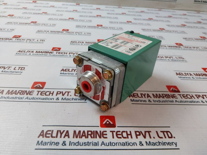 Asco Pb10A Presure Switch 5 A Res 125/250Vac 20-200 Psi