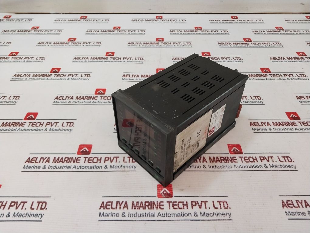 Ascon Qf-3000/Ada Digital Temperature Controller 100…240 Vac