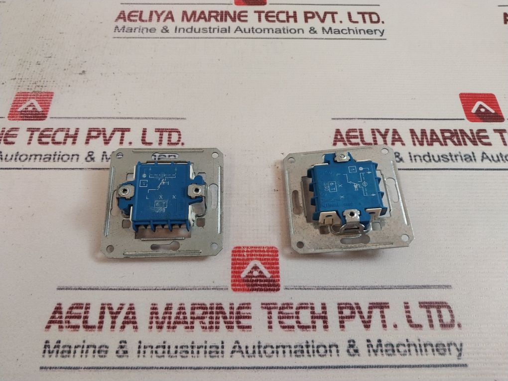 Asea Skandia E 63 062 70 Door Release Push Button Switch