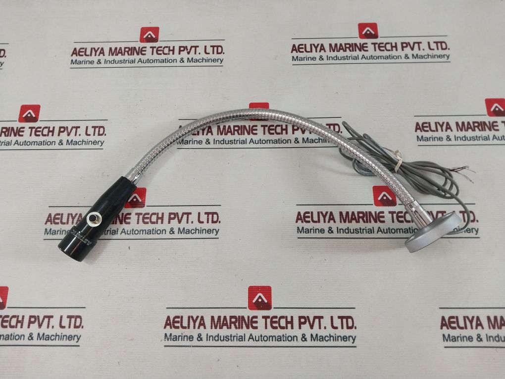 Astatic Amc-105Sno Dynamic Omnidirectional Gooseneck Microphone