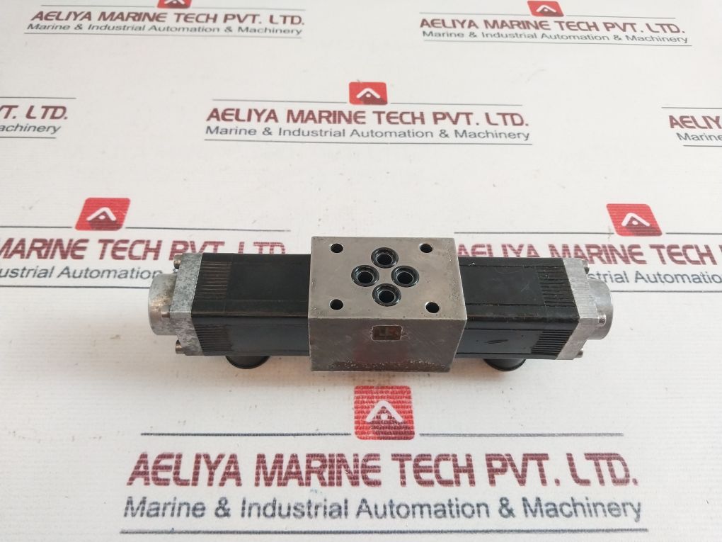 Atos Dhe-713/30 4 Way Solenoid Hydraulic Valve