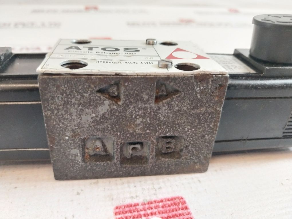 Atos Dhe-713/30 4 Way Solenoid Hydraulic Valve