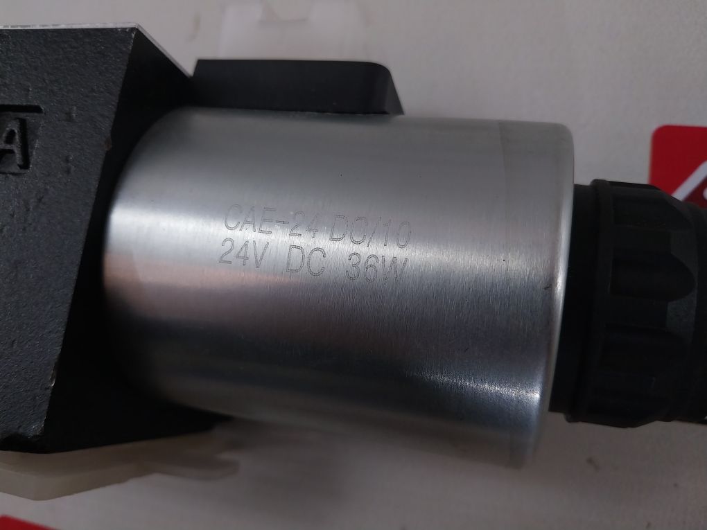 Atos Dke-1711 Dc 10 Solenoid Directional Valve