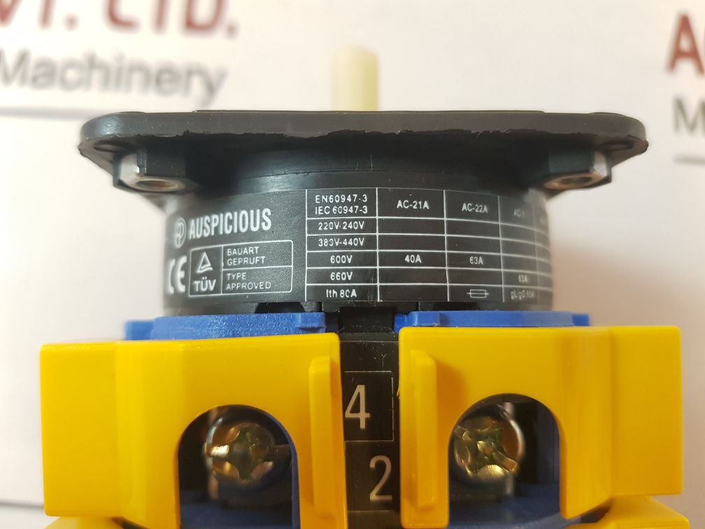 Auspicious Of(Sm)-63A OnOff Switch