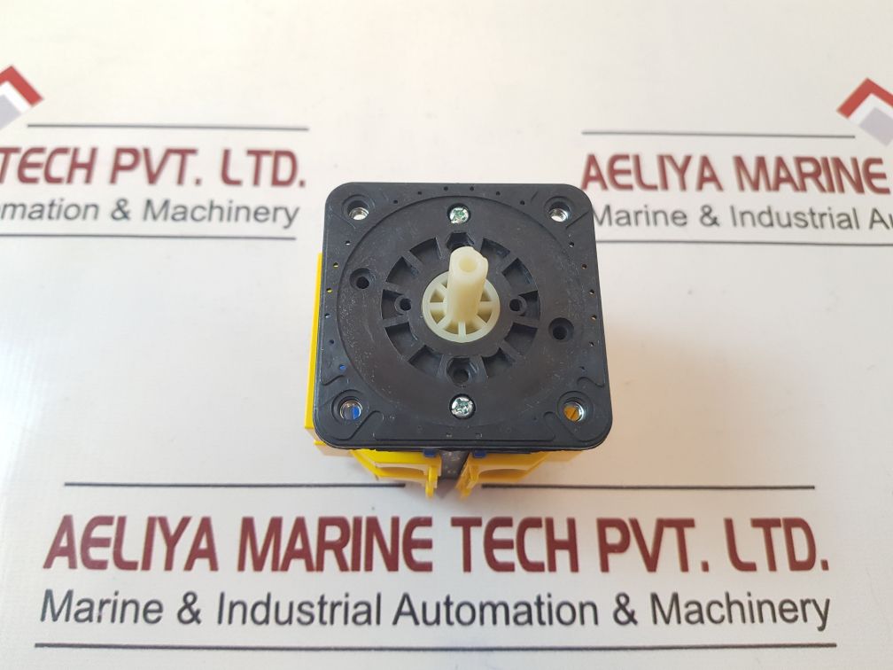 Auspicious Of(Sm)-63A OnOff Switch