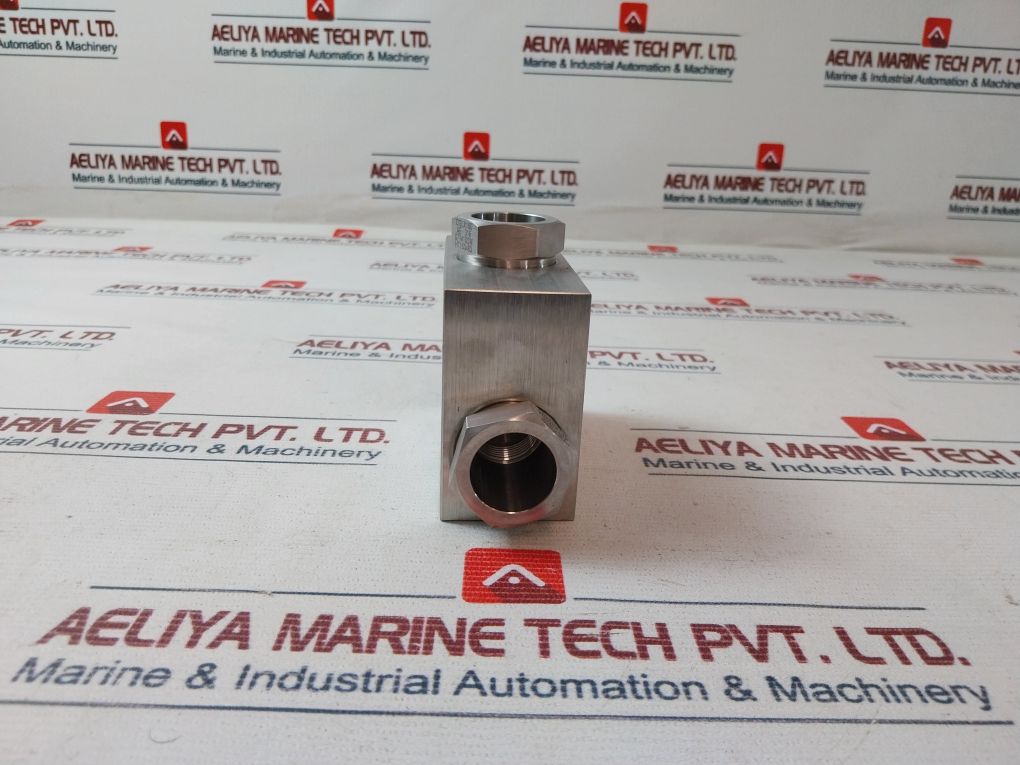 Autoclave Engineers Clx16 Medium Pressure Elbow