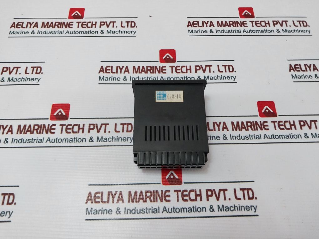 Autonics Tc4Y-14R Temperature Controller 100-240Vac 5Va 50/60Hz