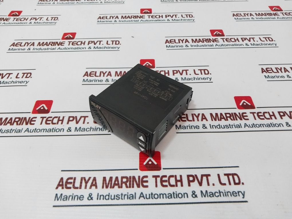 Autonics Tc4Y-14R Temperature Controller 100-240Vac 5Va 50/60Hz