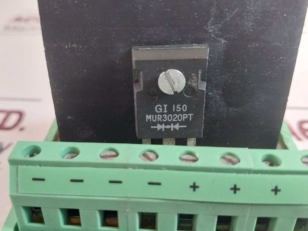 Aventek Av-redvnd-30A Controller